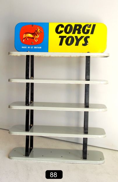  CORGI TOYS - G.-B. (1) 
OUT OF STORE 
- DISPLAY MATERIAL FOR RETAILERS: 5 SHELVES...