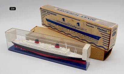 DINKY TOYS - France - 1/1200th - Plastic...