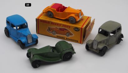  DINKY TOYS G.-B. - 1/43th (4) 
RARE 
GATHERING OF 3 "Small Cars" of the Series 35...