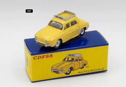 null CLUB DINKY FRANCE - 1/43e - Metal (1)

# CDF 88 - RENAULT DAUPHINE AUTO-ECOLE

Production...