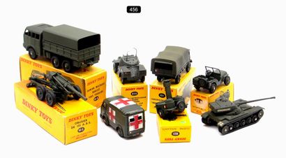 null DINKY TOYS - FRANCE - Metal (8)

Selection (A) of 8 military vehicles. Khaki...