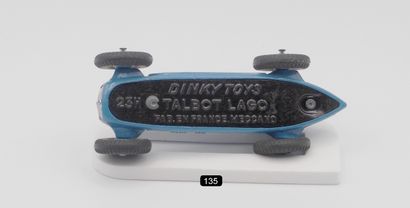  DINKY TOYS - France - 1/43e - Metal (1) 
- # 23 H TALBOT LAGO. 
Blue, n° 6 in yellow...