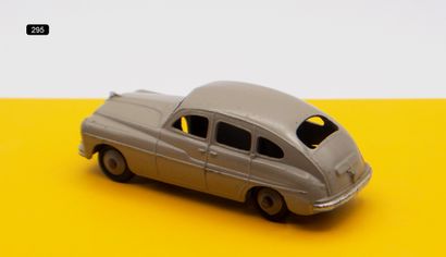 null DINKY TOYS - France - Metal (1)

# 24 Q b (1953) FORD VEDETTE 49

2nd variant,...