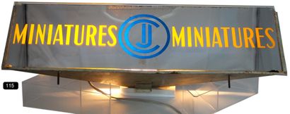  CIJ - France - Glass & Metal (1) 
OFF TRADE 
RETAILER'S PAMPHLET: LUMINOUS PEDIMENT...