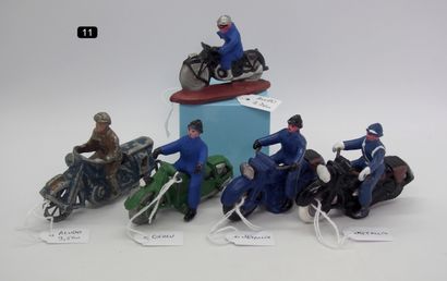  Meeting of 5 aluminium bikers - circa 1950 
ALUDO (2 pieces): play condition and...