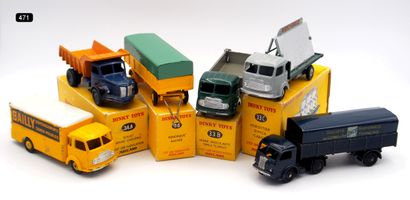  DINKY TOYS - FRANCE - Metal (6) 
Reunion of 5 trucks 
- # 33 YEAR SIMCA CARGO MOVER...