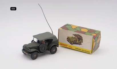 null DINKY TOYS - FRANCE - Métal (1)

- # 810 DODGE 4x4 COMMAND CAR

Kaki. Antenne...