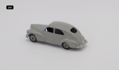 null DINKY TOYS - France - Metal (1)

# 24 R 1b (1952-53) PEUGEOT 203

Small window,...