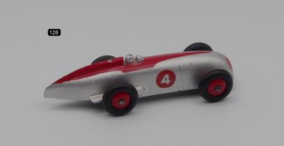 null DINKY TOYS - G.B. - 1/43th - Metal (1)

- # 23 A/2 - MG EX 135 OF RECORD.

Post-war...