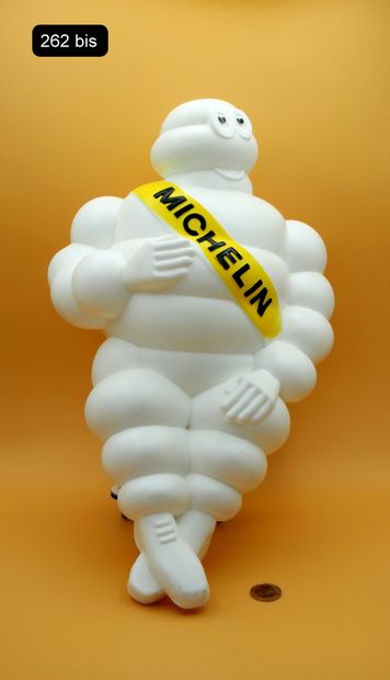 null 
ADVERTISING ART - Plastic - (1)

BIBENDUM MICHELIN (1966)

Michelin Man large...