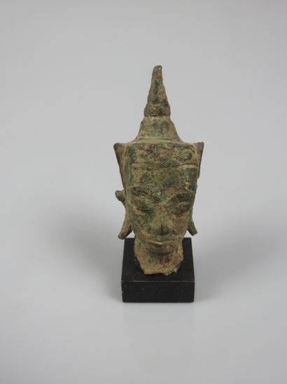 null Tête de Bouddha Sukhothaï.Bronze.Siam.18-19ème s.H :6,5cm.
