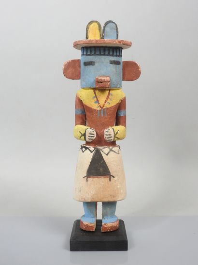 null Statuette Kachina style Hopi.Bois sculpté polychrome.
H : 27 cm.