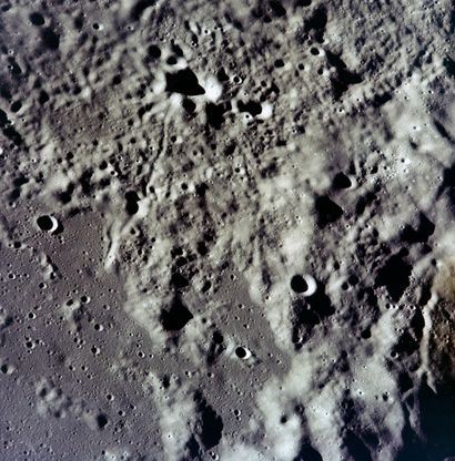 NASA Nasa. Mission Apollo 16. Vue du cratère Gassendi A. depuis une altitude de 123km....