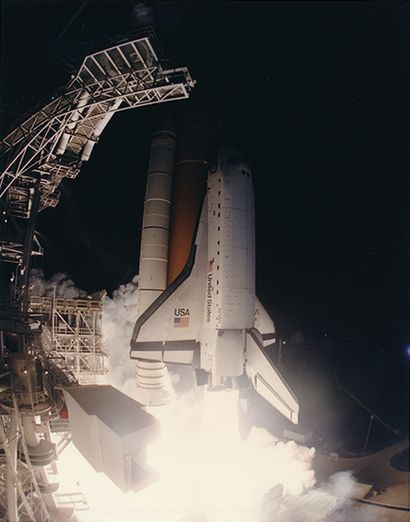 NASA NASA. A very nice night liftoff of the space shuttle ATLANTIS (Mission STS-76)...