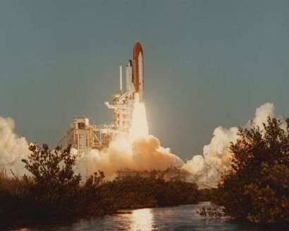 NASA NASA. Very nice takeoff of the space shuttle Columbia (STS-5) on November 15th...