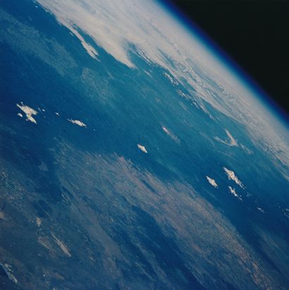 NASA NASA. Une portion du globe terrestre révèle sur son sol une vue spatiale de...