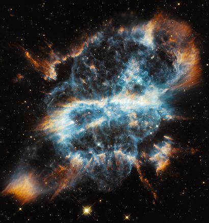 NASA NASA. GRAND FORMAT. Vue par le télescope HUBBLE d'une impressionnante nébuleuse...