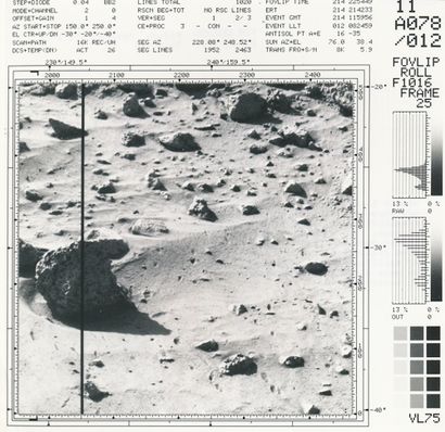NASA 1976. Mission VIKING 1. Une des première observation du sol de la planète Mars....