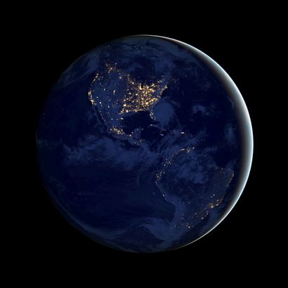 NASA Nasa. GRAND FORMAT. "Black Marble". Ici le continent américain. Exceptionnelle...