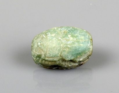 null Bead in the shape of a scarab decorated with hieroglyphs, very fine

Steatite...