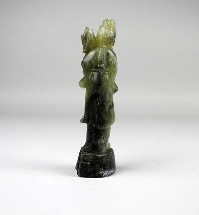 null Young girl with lotus.

Symbol of perseverance.

Steatite.in the state.China.H...