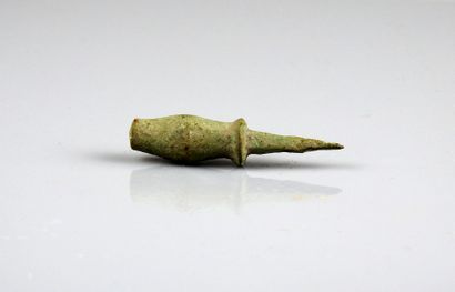 null Antique plumb bob handle.bronze.l :5cm.roman period or later.