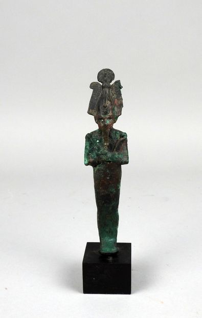 null Osiris carrying the farming tools and the atef crown

Provenance: Galerie Khépri,...