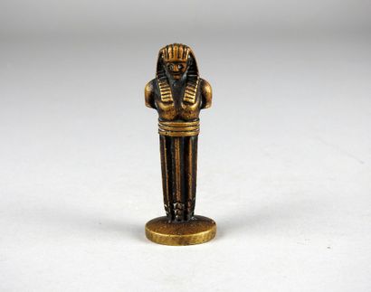 Cachet anépigraphe orné d’un buste de pharaon....