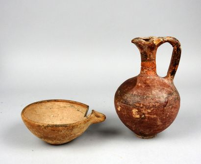  Set including a pitcher with painted decoration and a bowl with handle 
Terracotta...