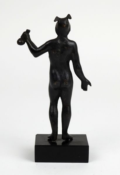 null Statuette of a very good quality cast iron representing Mercury carrying the...
