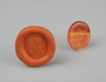 null Intaille représentant un philosophe, les cheveux bouclés

Agate rubanée 1.5...