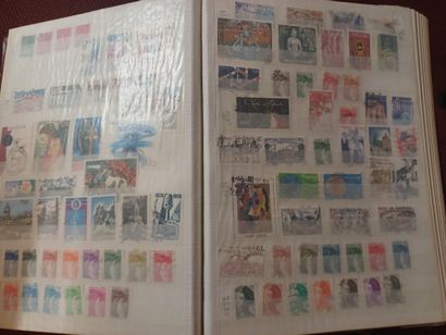 null 1 carton11 albums. France. Bel ensemble de timbres oblitérés après 1950.O/*