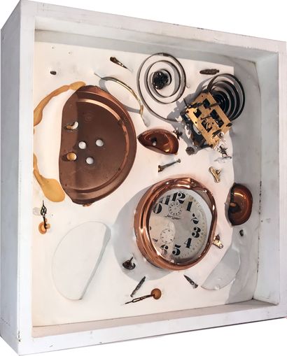 ARMAN (1928-2005) Colère Temps III, 1977
Inclusion of broken alarm clock in plaster,...