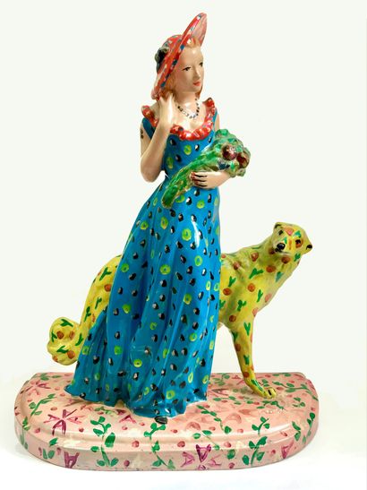 Patrick MOYA (né en 1955) Elegant woman with a greyhound, 2000
Antique ceramic repainted...