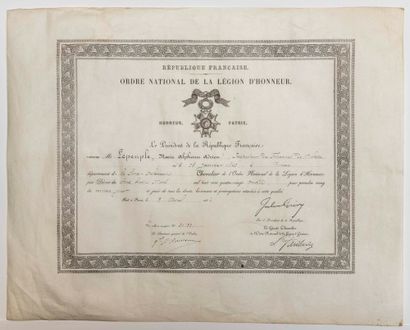 null MILITARY DECORATIONS. 4 Diplomas: Patent of the decoration of THE MILITARY MEDAL,...