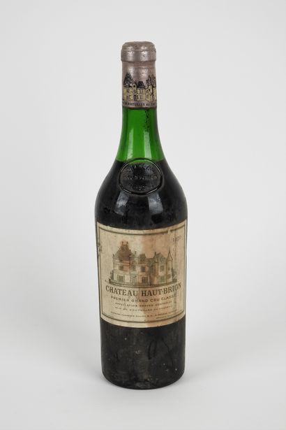 1 bouteille Château Haut Brion 1970 

(étiquette...