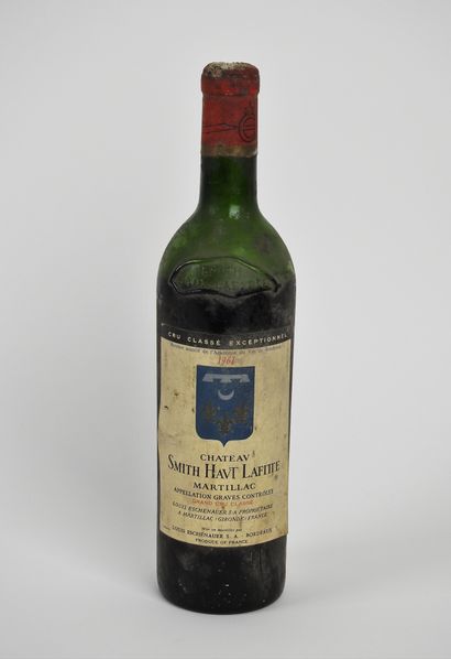 1 bouteille Château Smith Haut Lafitte 1961...