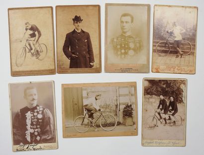 null Cyclisme / Belle époque / Piste. 7 photos originales de champions ou acrobates...