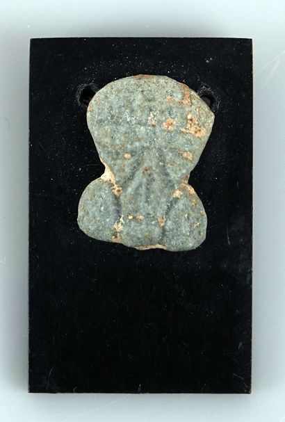  Amulette représentant un phallus 
Fritte 1.7 cm 
Egypte Basse Epoque XXVI-XXX ème...