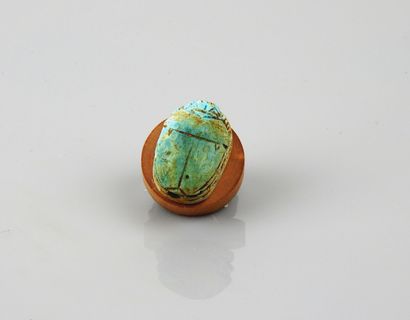 null Scarab style of the XIV-XXXth dynasties.blue frit or other.L :3cm, in the s...