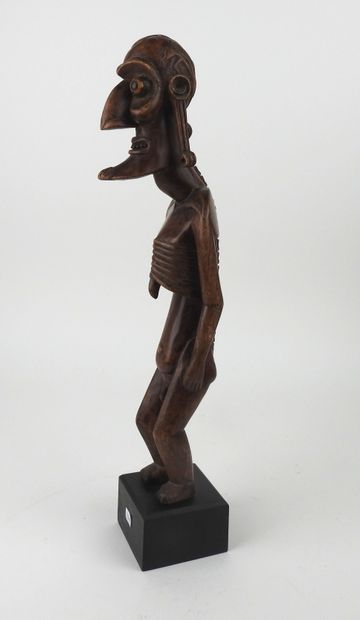 null Idol in the tradition of 


Easter Island(Eastern Island).carved wood.in the...