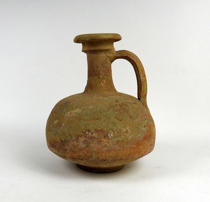 null Nice pitcher with long neck and handle


Terracotta 21 cm


Roman period