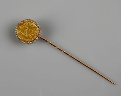 null Gold tie pin decorated with a coin 1/4 of sequin of Venice for the doge Carlo...
