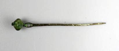 null Epingle à tête bouletée


Bronze 13 cm


Protohistoire Age du bronze