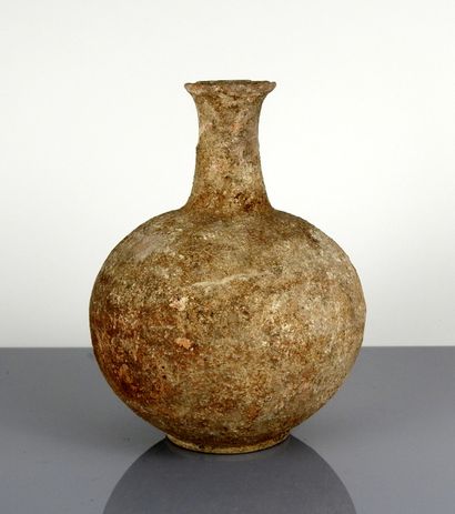null Important jug with long neck


Terracotta 19 cm


Roman period