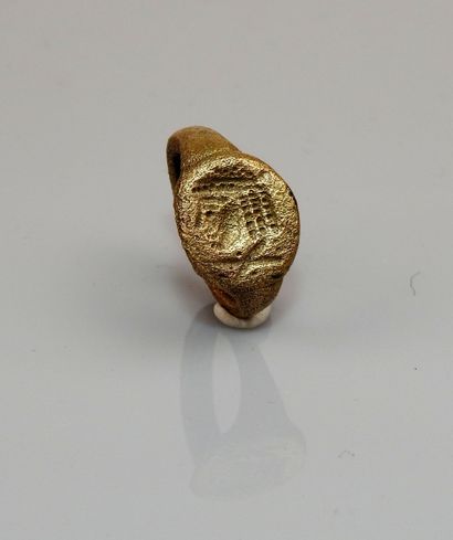 null Sigillary ring with a portrait of a man in hollow


Bronze Internal diameter...