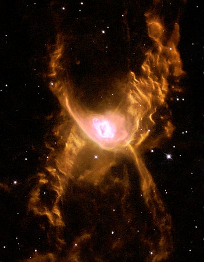 null NASA. GRAND FORMAT. Nébuleuse de l'arraignée rouge située à 3000 années lumière...