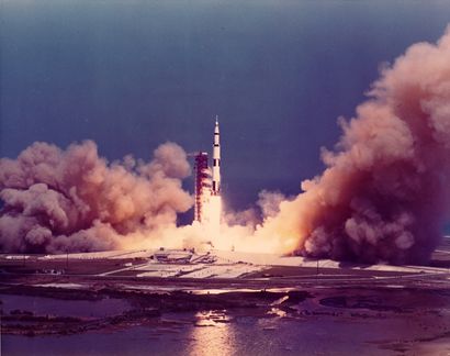 null Nasa. Magnificent panoramic of the Saturn V rocket shooting on April 16, 1972...