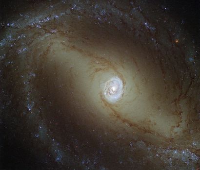 null NASA. GRAND FORMAT. Cette étonnante et spectaculaire galaxie spirale est située...