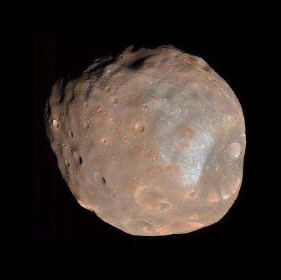 null NASA. Grand Format. Rare. La lune de la planète Mars Phobos semble être un corps...